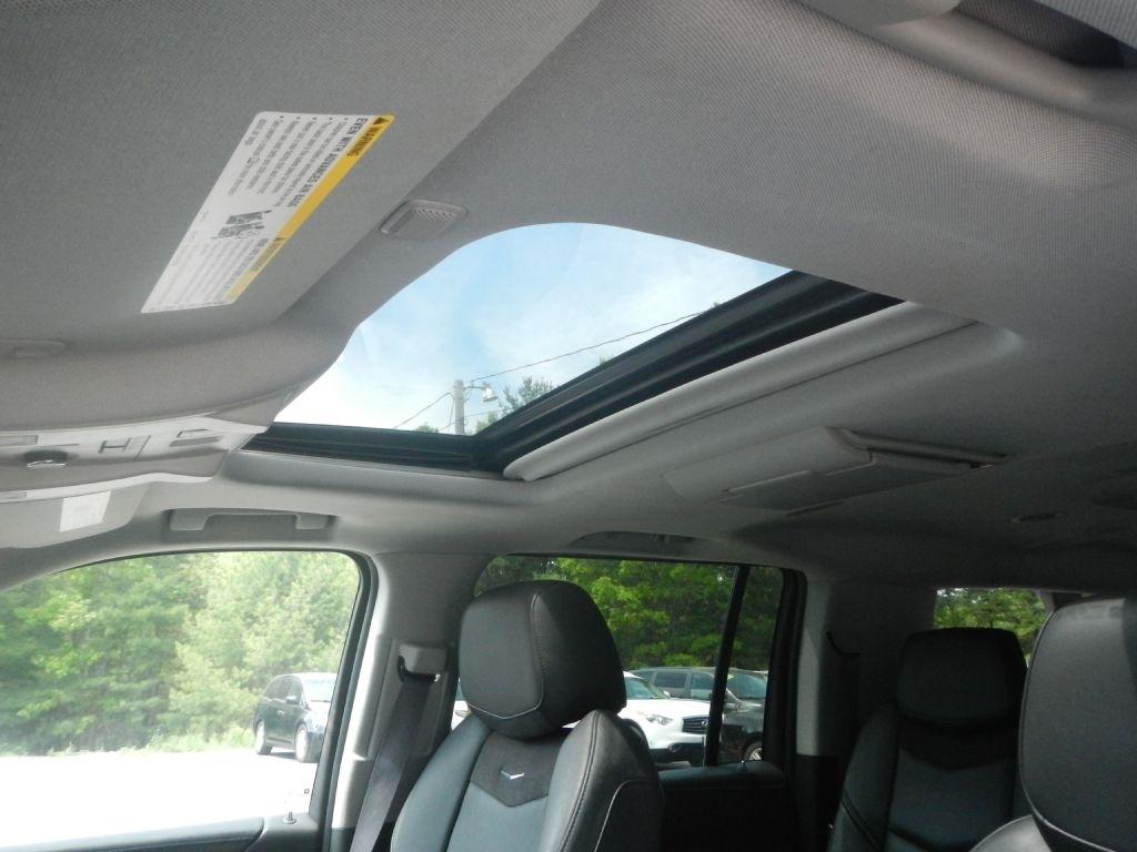 Cadillac Escalade ESV Premium 4WD 2015