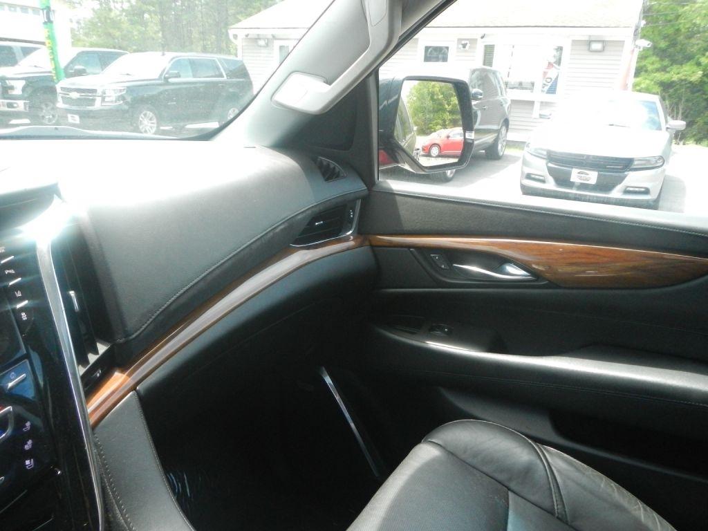 Cadillac Escalade ESV Premium 4WD 2015