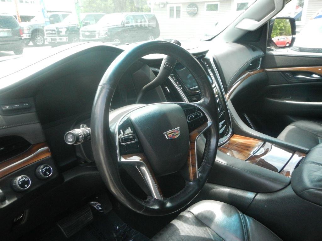Cadillac Escalade ESV Premium 4WD 2015