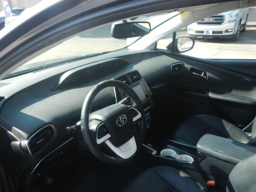 Toyota Prius Four 2016