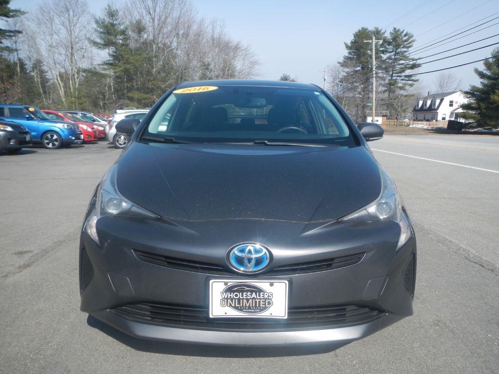 Toyota Prius Four 2016