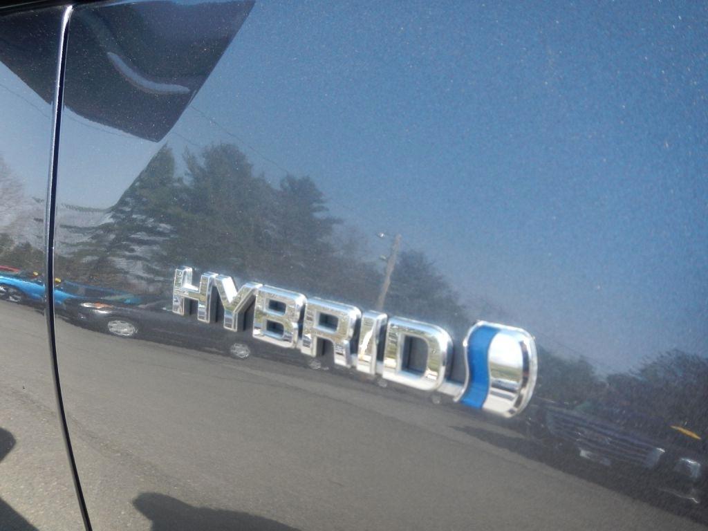 Toyota Prius Four 2016