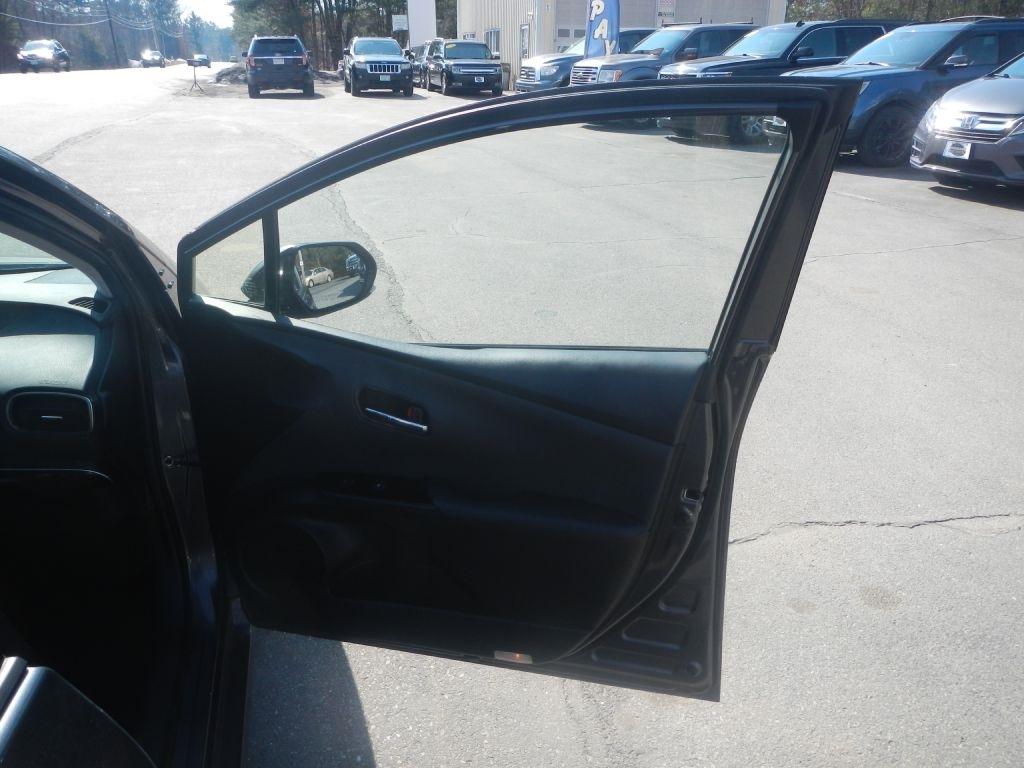 Toyota Prius Four 2016