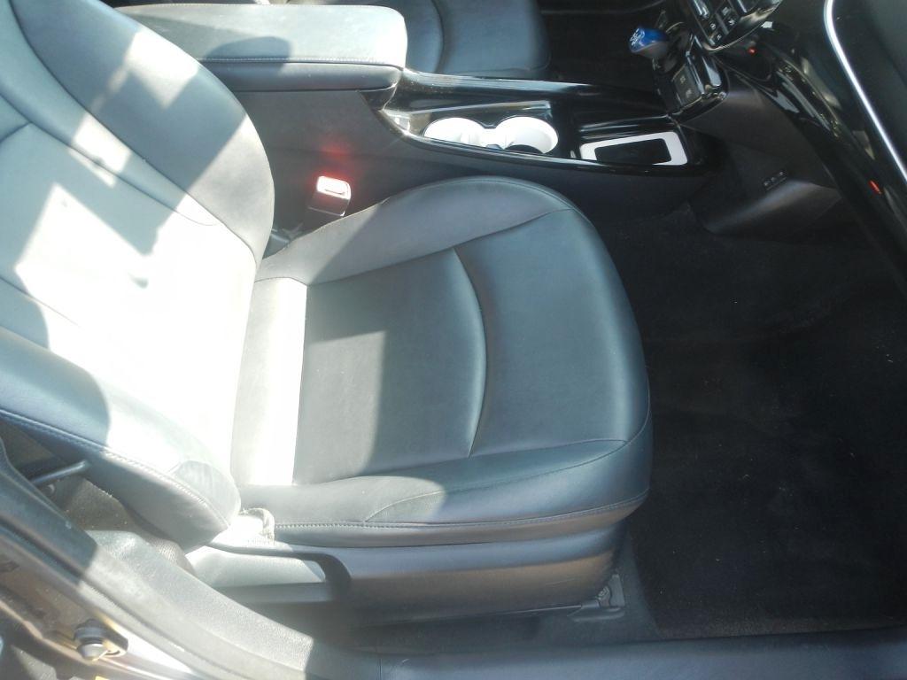 Toyota Prius Four 2016