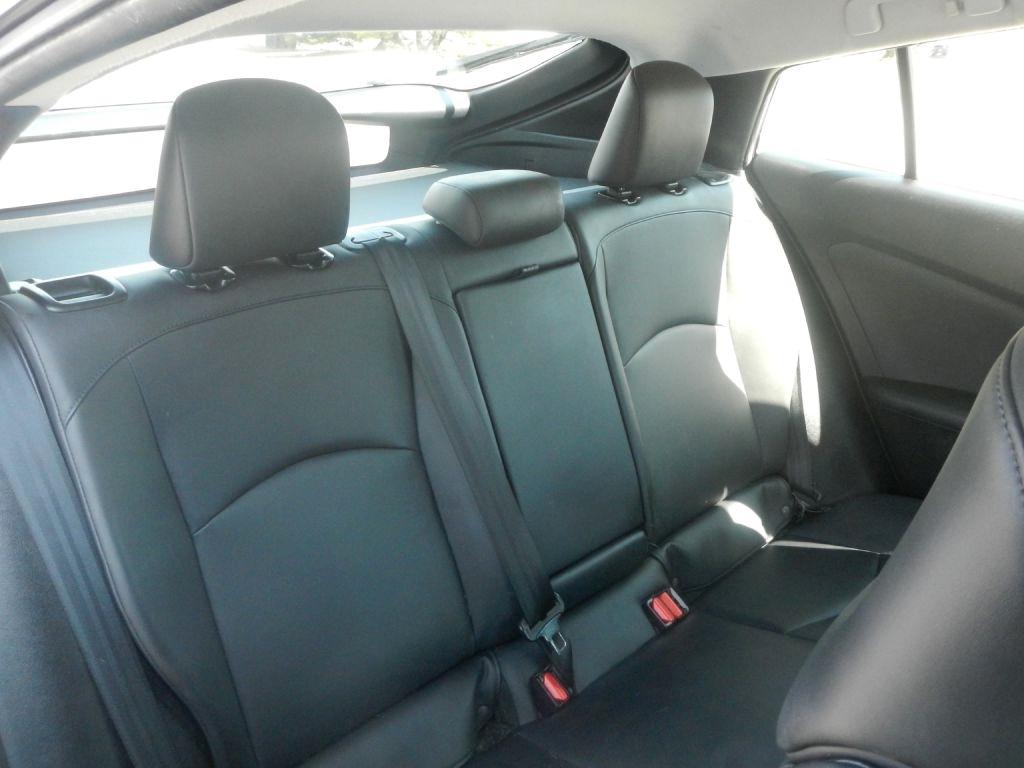 Toyota Prius Four 2016