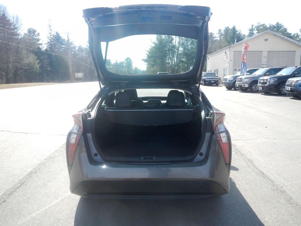 Toyota Prius Four 2016