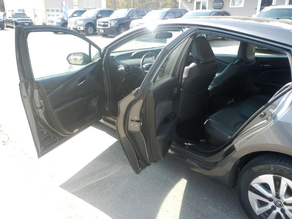 Toyota Prius Four 2016