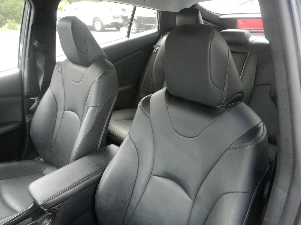 Toyota Prius Four 2016