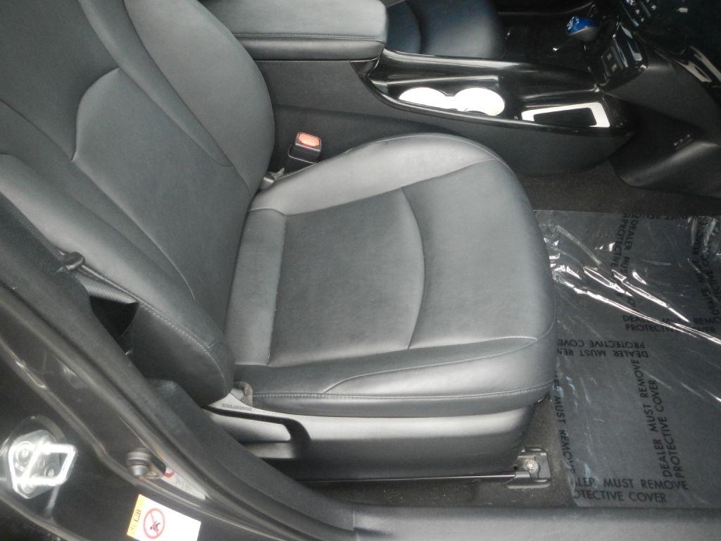 Toyota Prius Four 2016