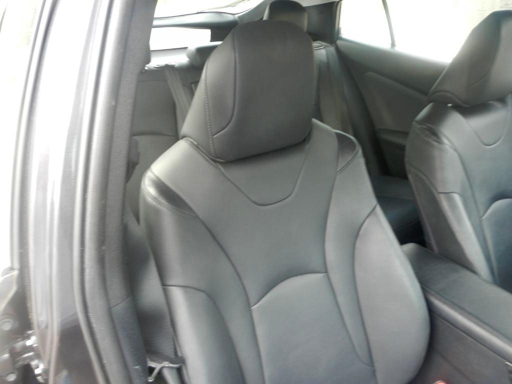 Toyota Prius Four 2016