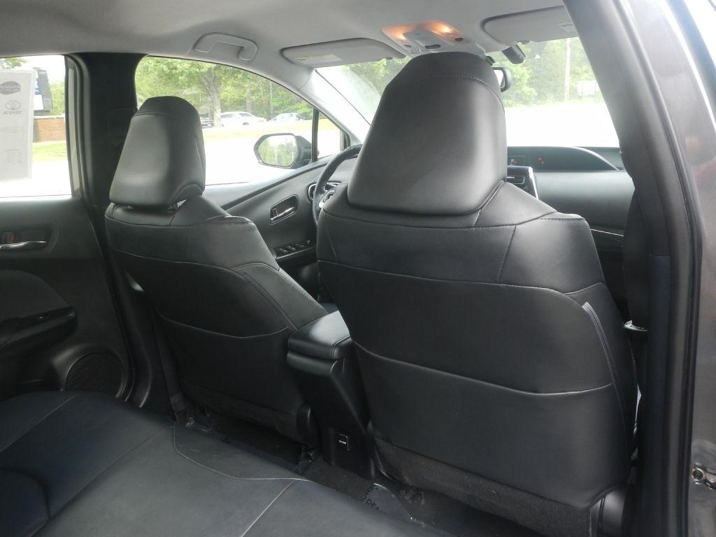 Toyota Prius Four 2016