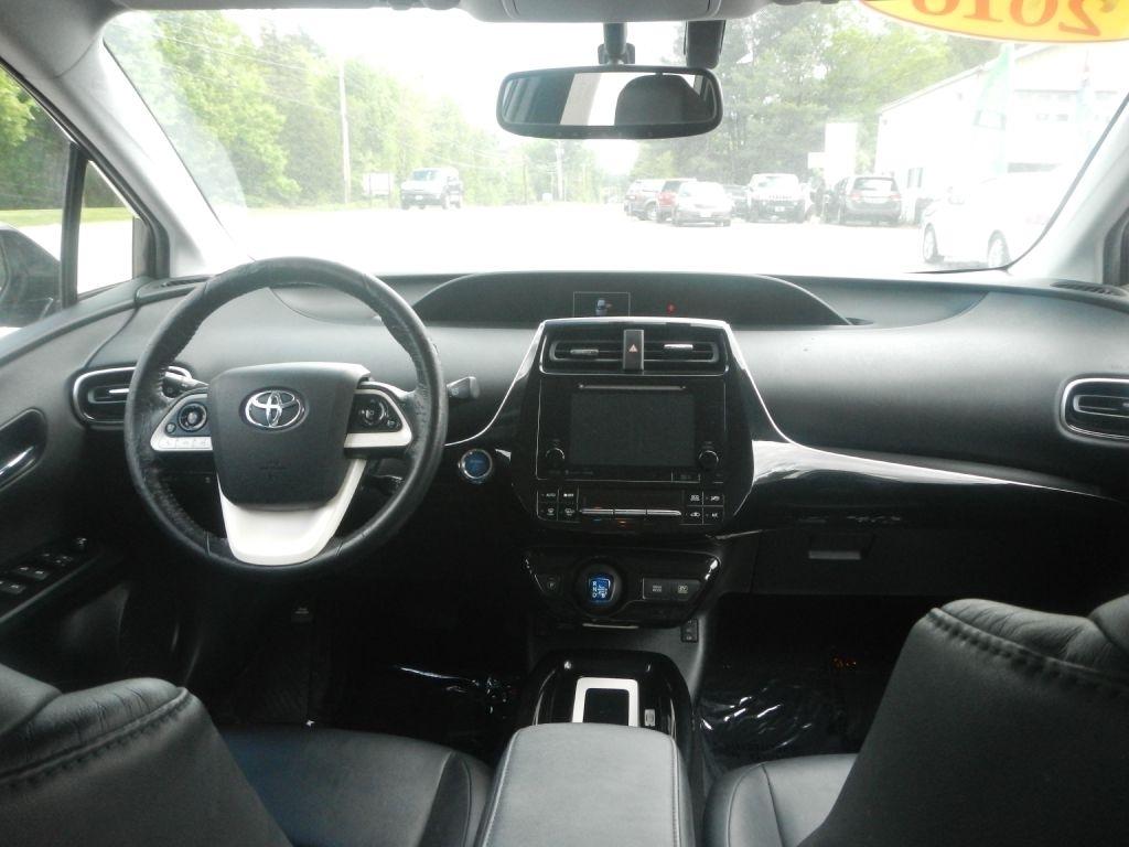 Toyota Prius Four 2016