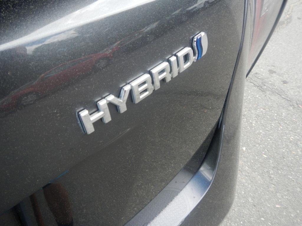 Toyota Prius Four 2016