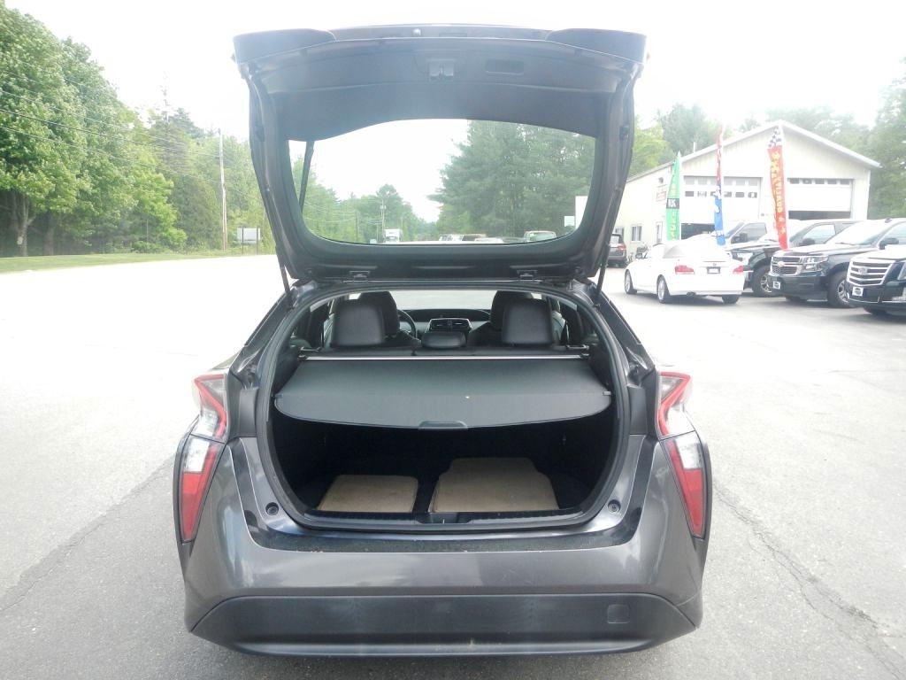 Toyota Prius Four 2016