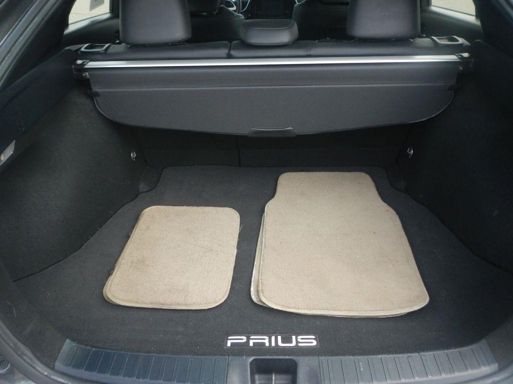 Toyota Prius Four 2016