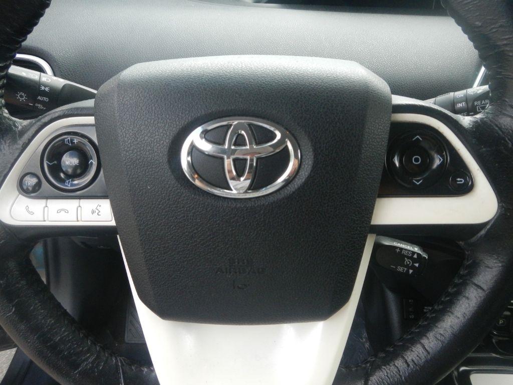 Toyota Prius Four 2016