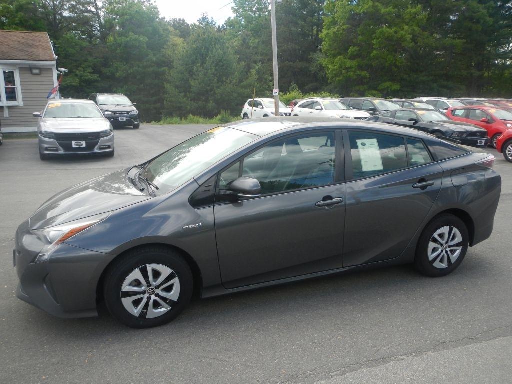 Toyota Prius Four 2016
