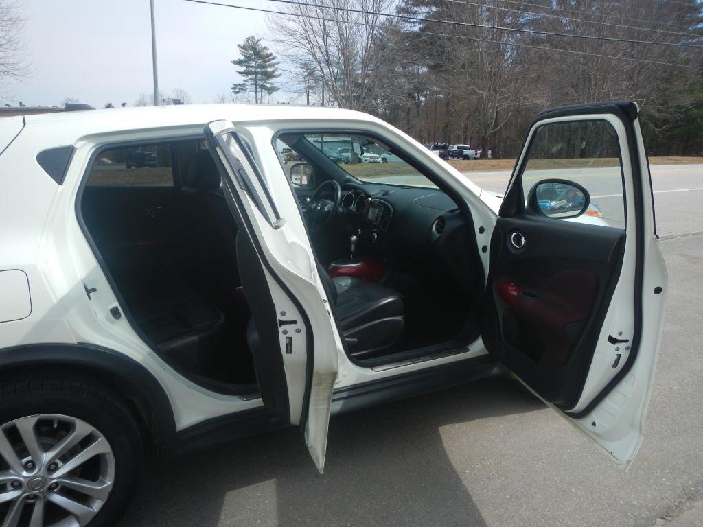 Nissan Juke S AWD 2012