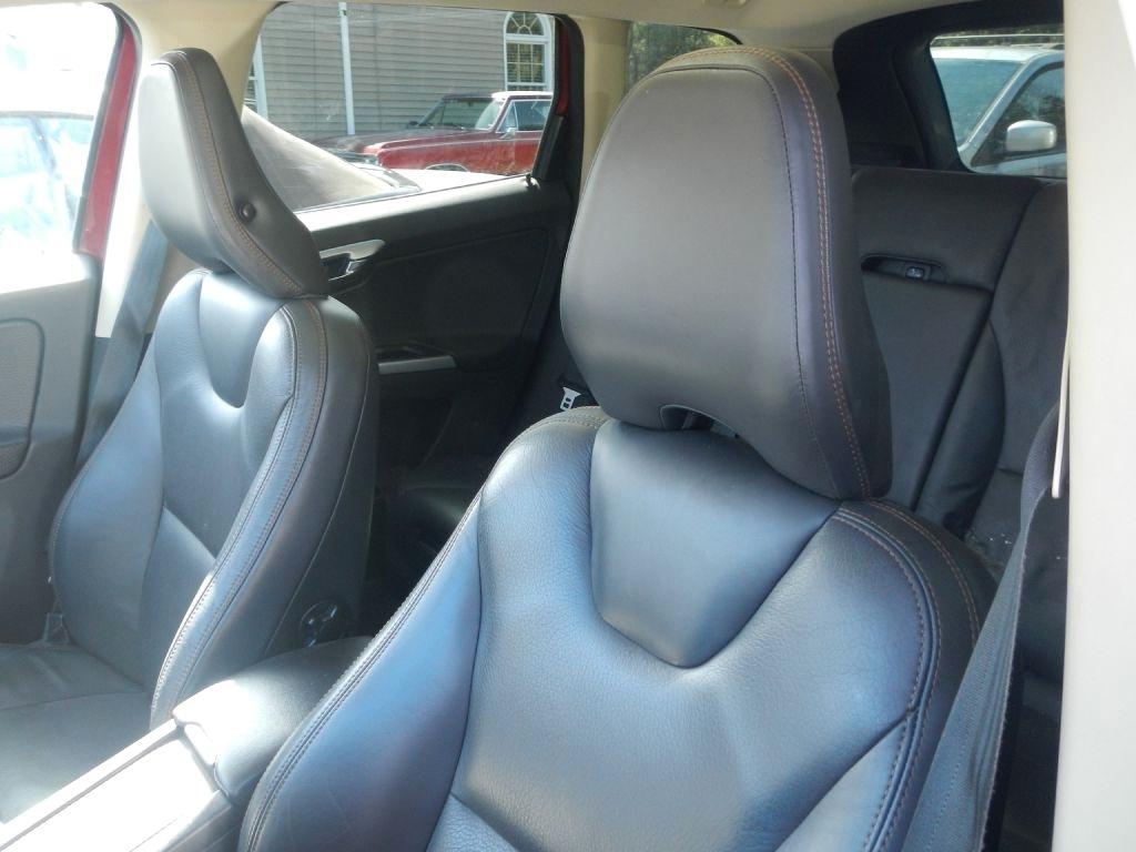 Volvo XC60 3.2 AWD 2011