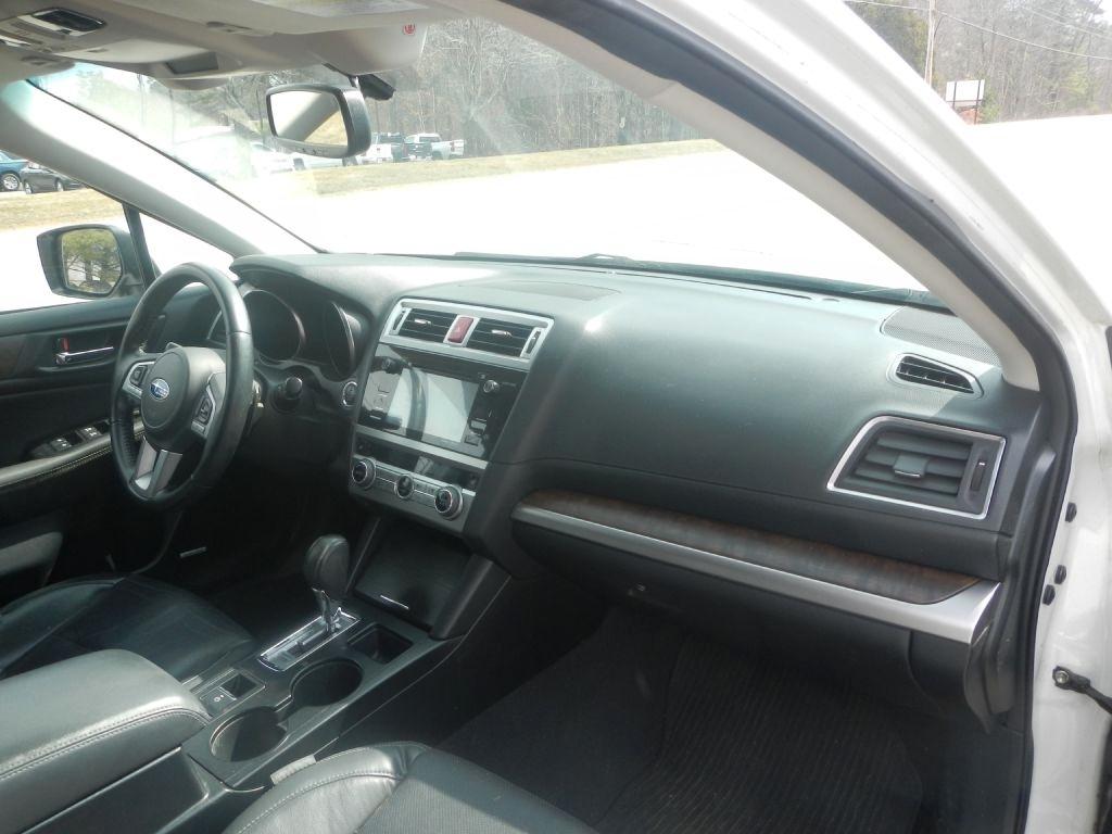 Subaru Outback 2.5i Limited 2015