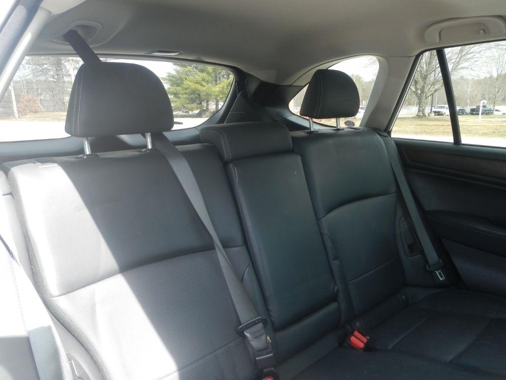 Subaru Outback 2.5i Limited 2015