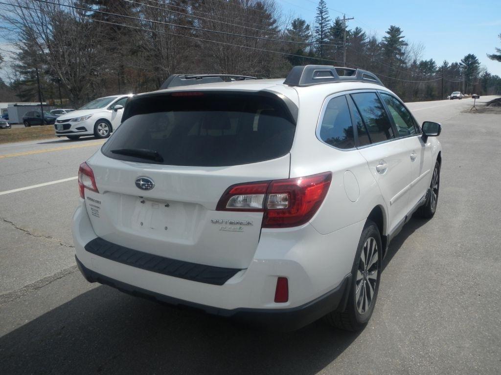 Subaru Outback 2.5i Limited 2015