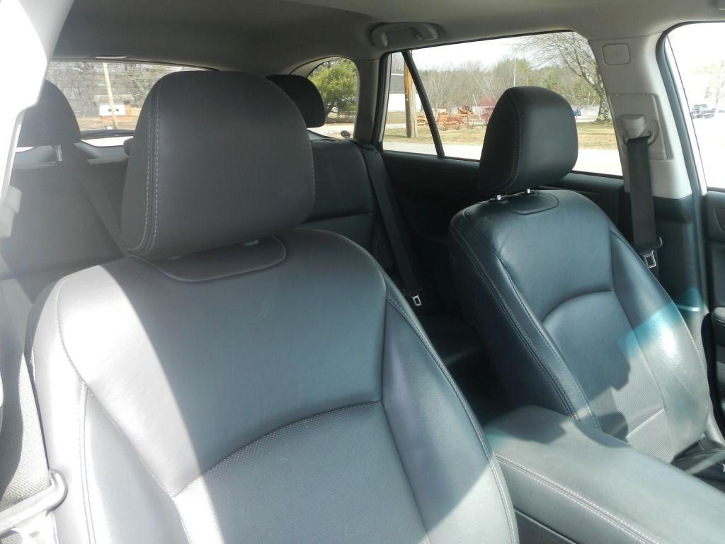 Subaru Outback 2.5i Limited 2015