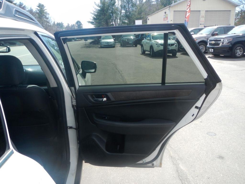 Subaru Outback 2.5i Limited 2015