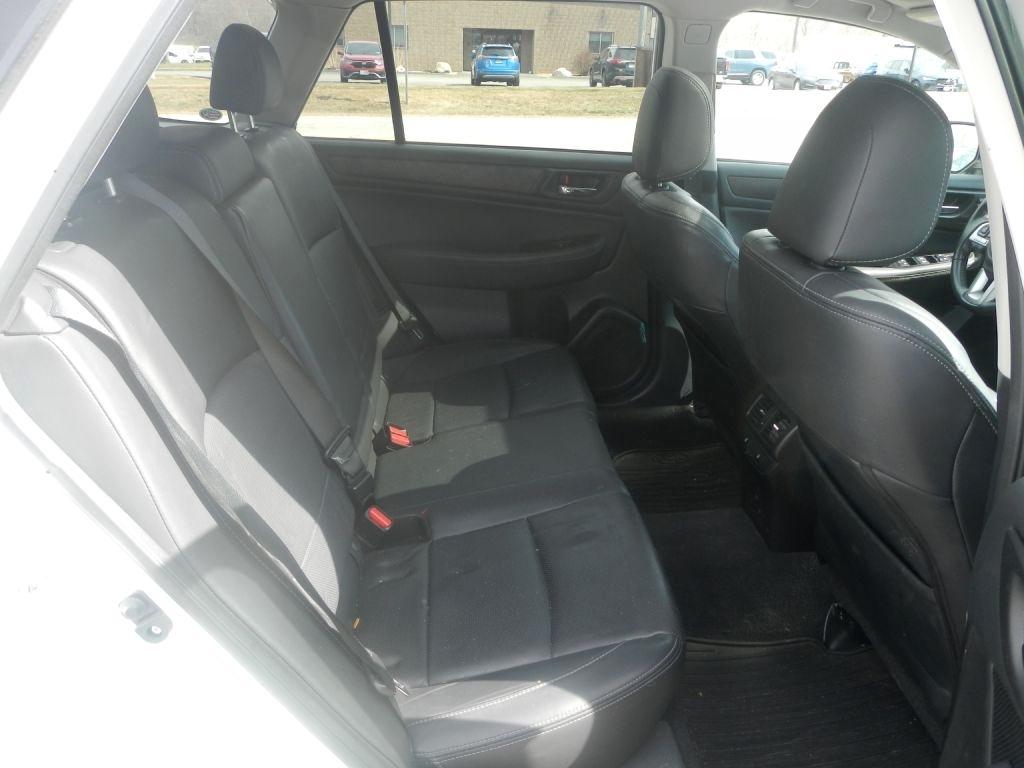 Subaru Outback 2.5i Limited 2015