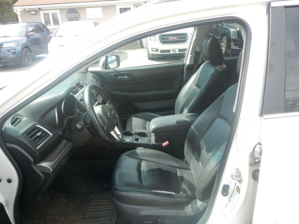 Subaru Outback 2.5i Limited 2015