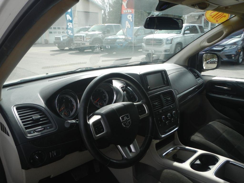 Dodge Grand Caravan SXT 2013
