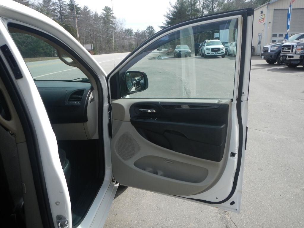 Dodge Grand Caravan SXT 2013