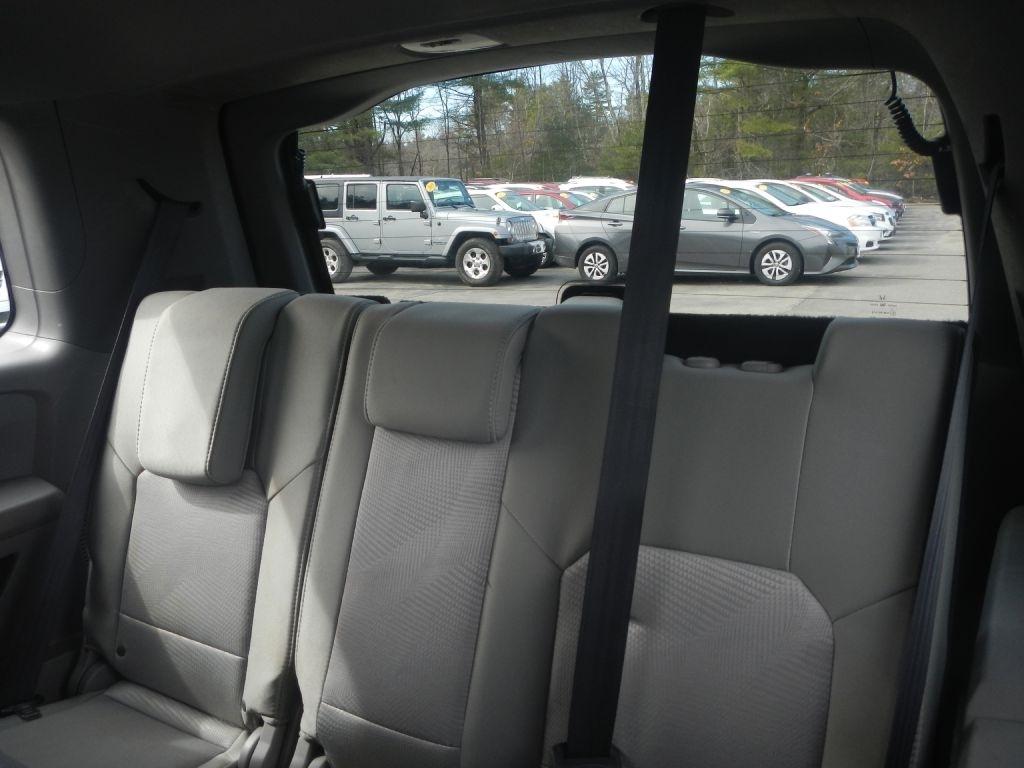 Honda Pilot LX 4WD 5-Spd AT 2015