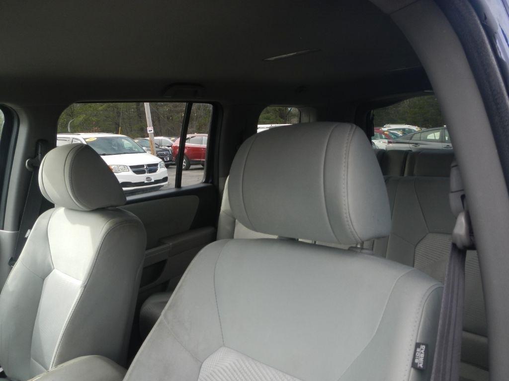 Honda Pilot LX 4WD 5-Spd AT 2015