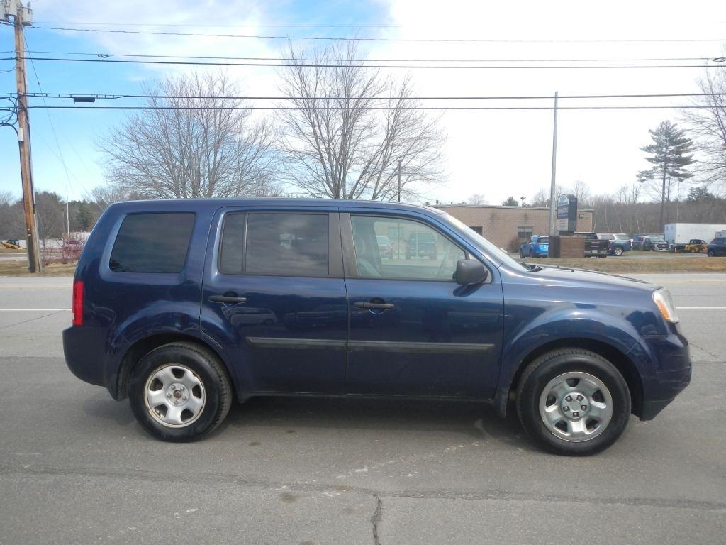 Honda Pilot LX 4WD 5-Spd AT 2015