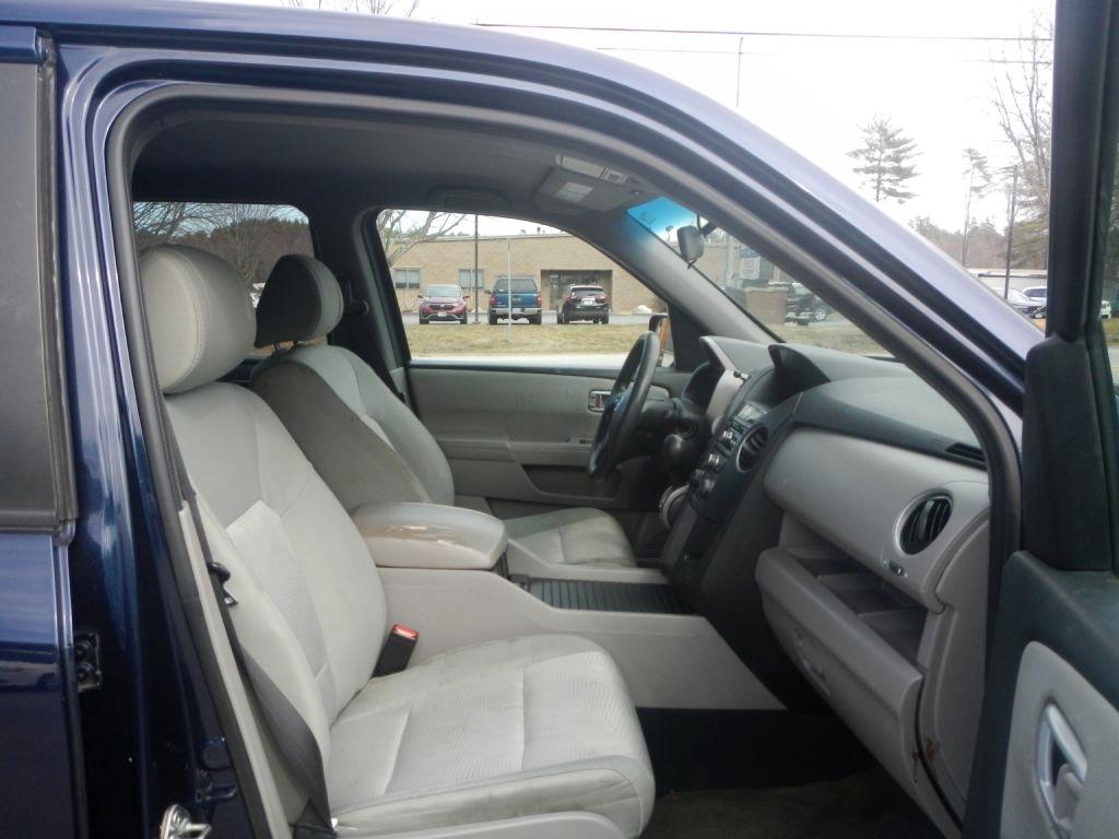 Honda Pilot LX 4WD 5-Spd AT 2015