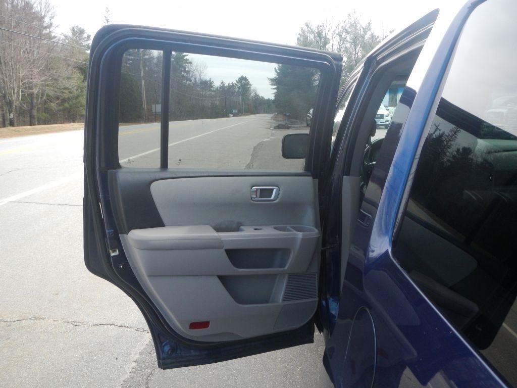 Honda Pilot LX 4WD 5-Spd AT 2015