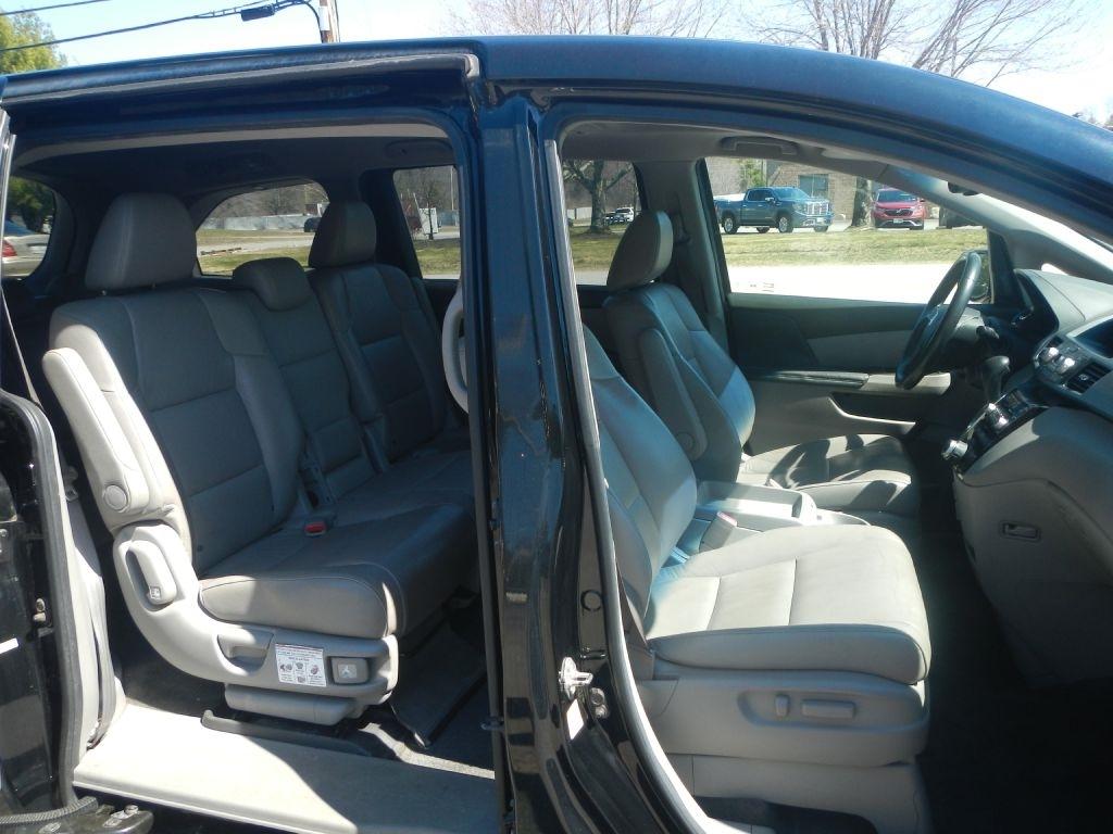 Honda Odyssey Touring 2012