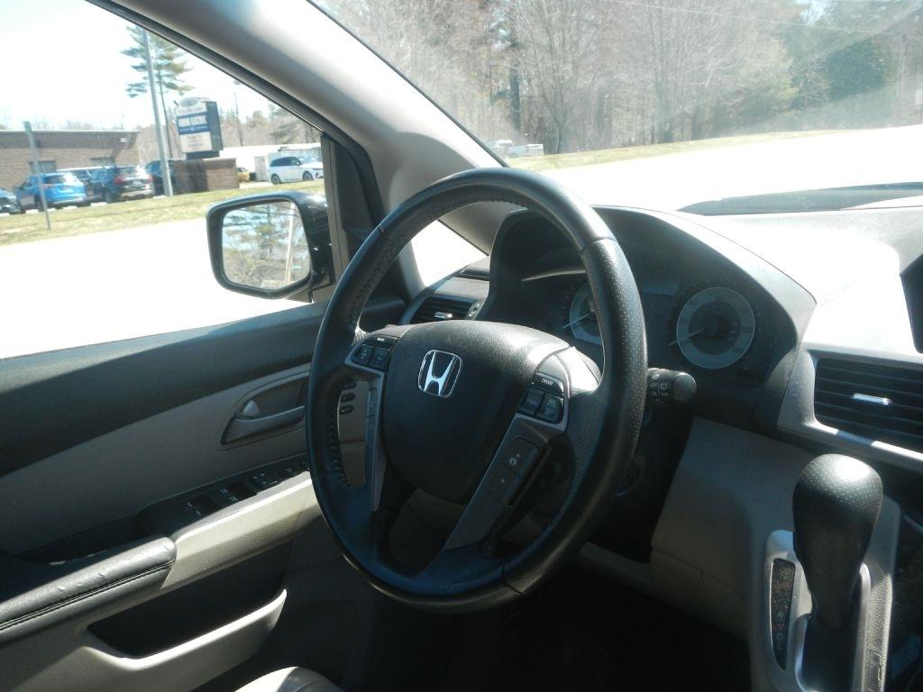 Honda Odyssey Touring 2012
