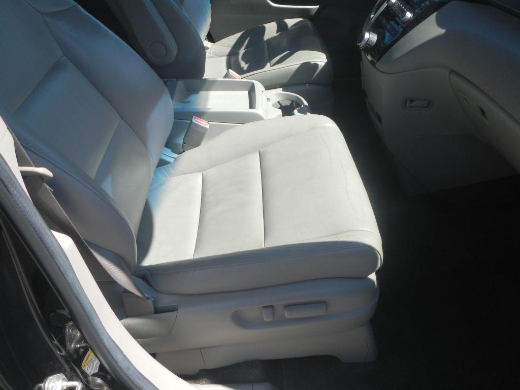 Honda Odyssey Touring 2012