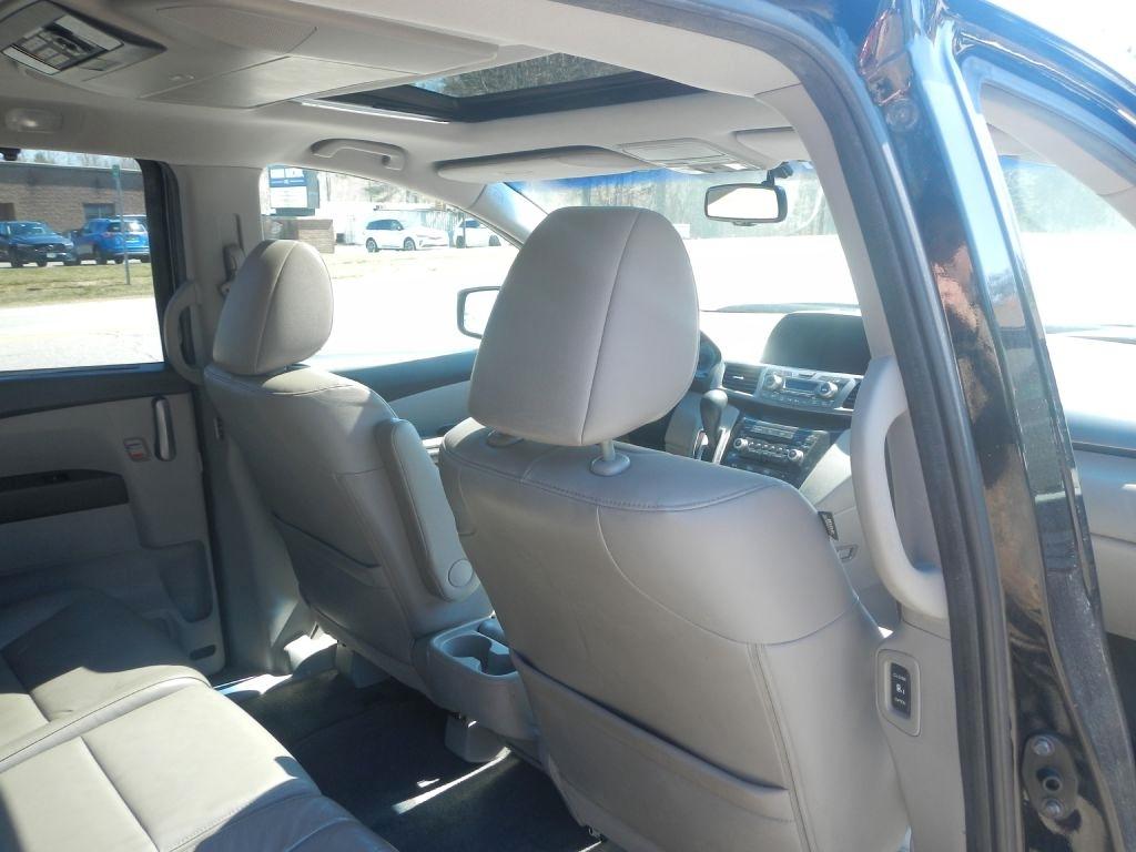 Honda Odyssey Touring 2012