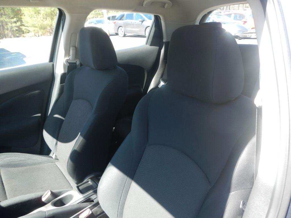 Nissan Juke SV AWD 2011