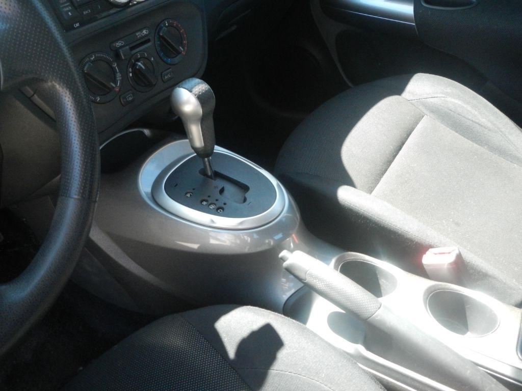 Nissan Juke SV AWD 2011