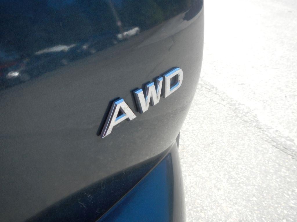 Nissan Juke SV AWD 2011