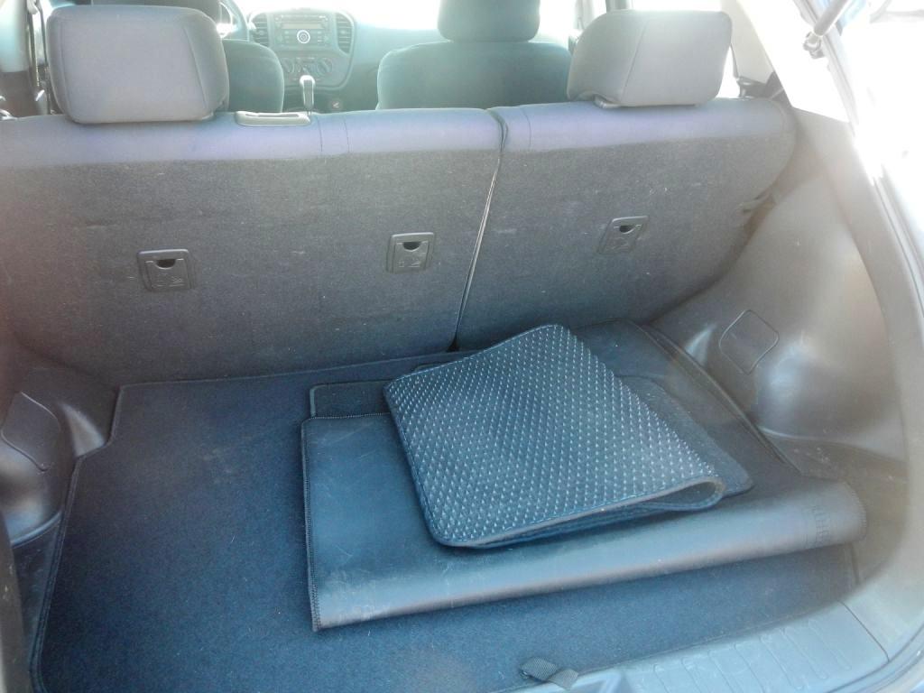 Nissan Juke SV AWD 2011