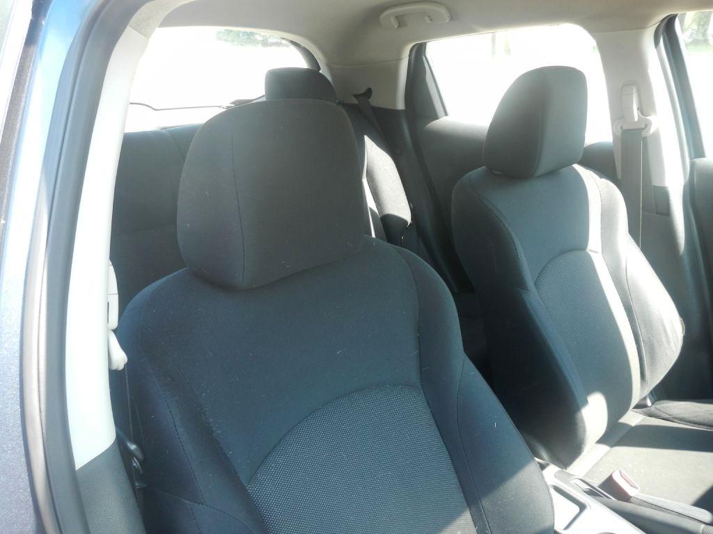 Nissan Juke SV AWD 2011