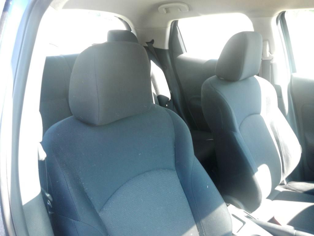 Nissan Juke SV AWD 2011
