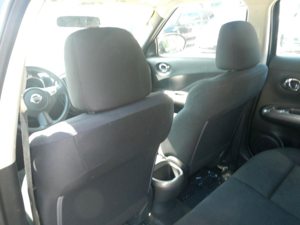 Nissan Juke SV AWD 2011