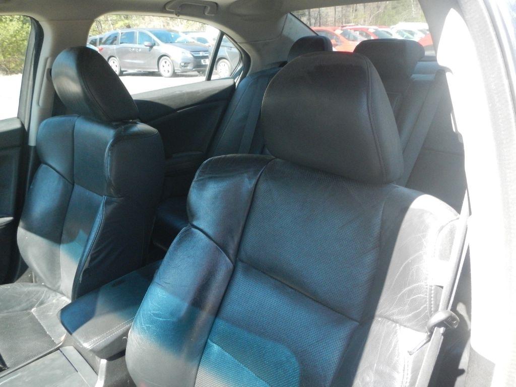 Acura TSX V6 5-Speed AT 2010