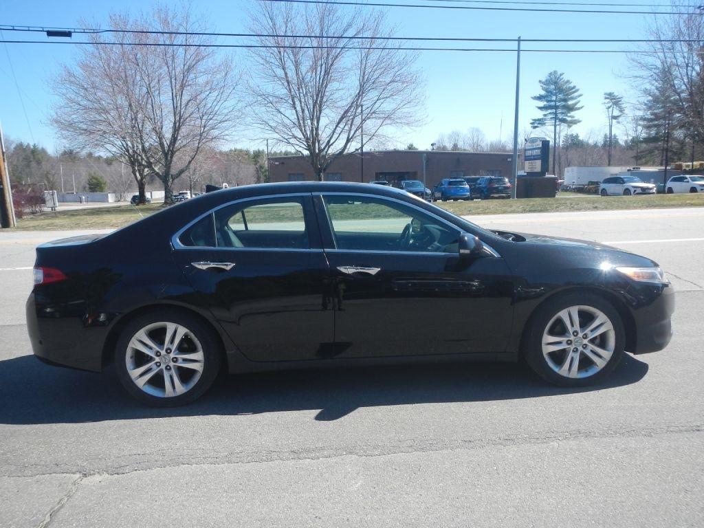 Acura TSX V6 5-Speed AT 2010